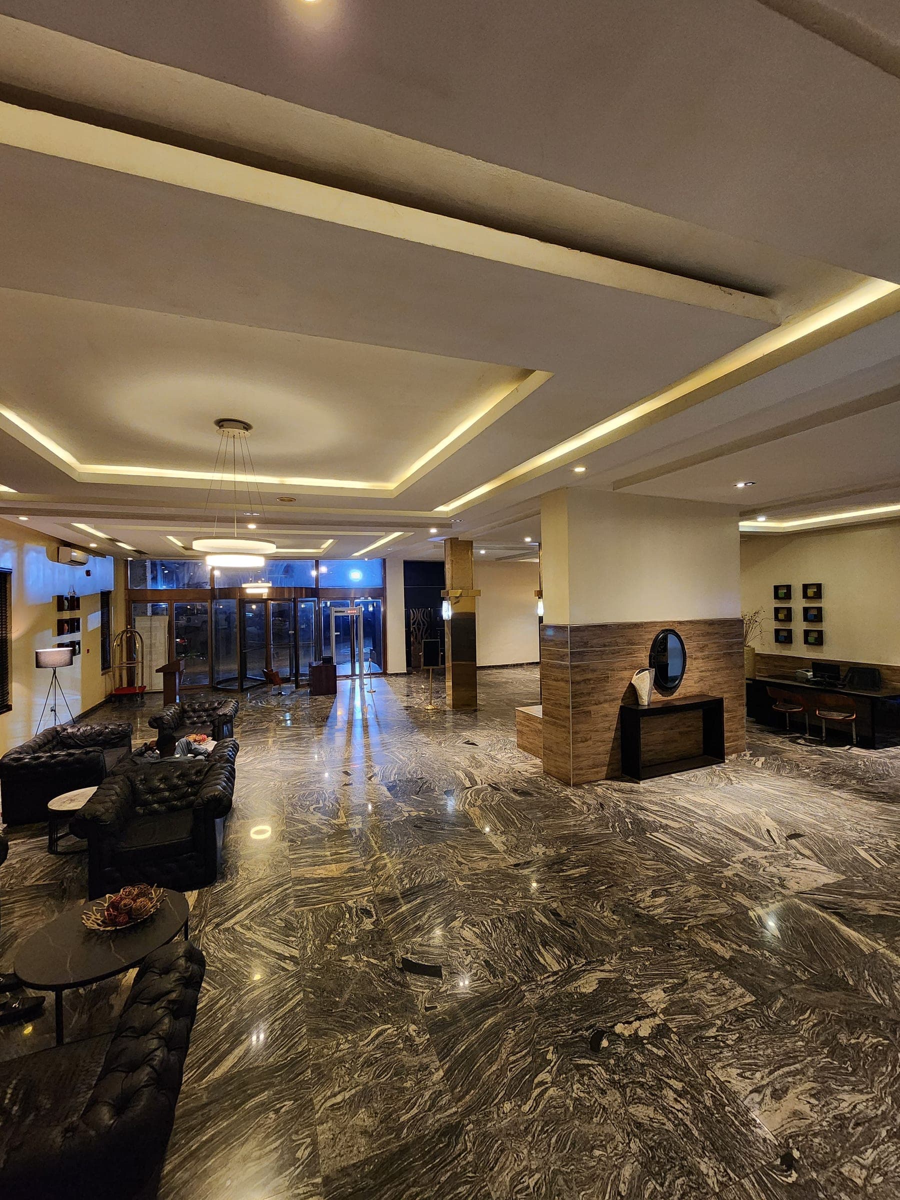 The lobby looking back towards the entrance doors